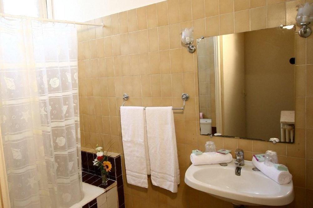 Hotel Savoy Juan-les-Pins Zewnętrze zdjęcie
